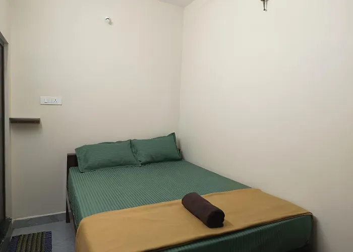 Omkara - The Fives Guest House