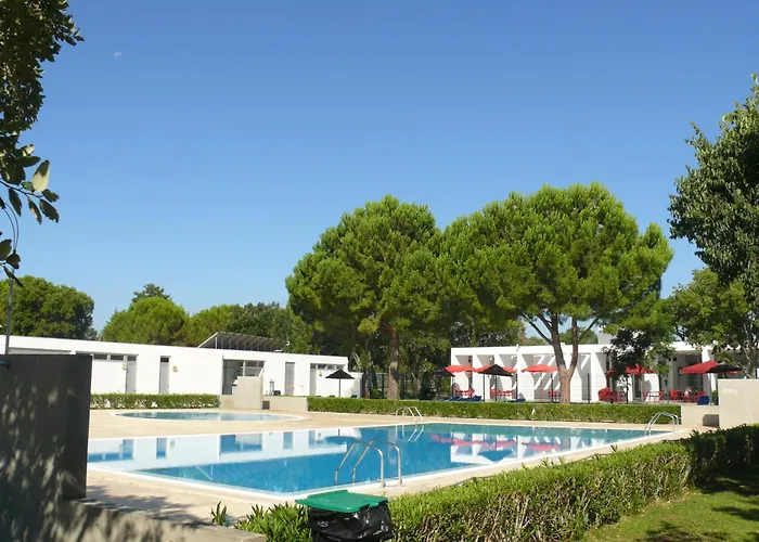 Parque De Campismo Orbitur Montargil