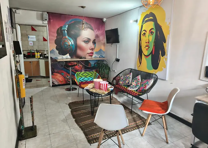  Kuyay Hostel