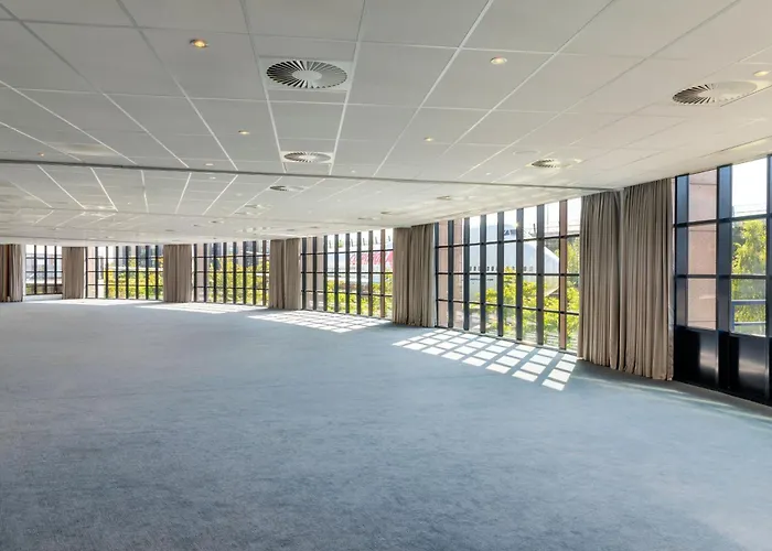 Corendon Plaza Amsterdam Schiphol Airport Hotel