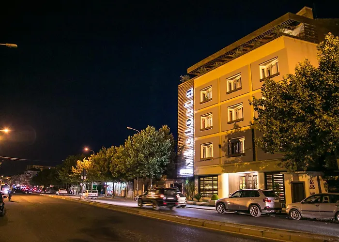 Сity center hotels Victoria Tirana