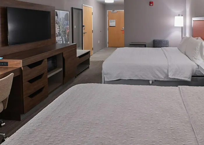 Hampton Inn