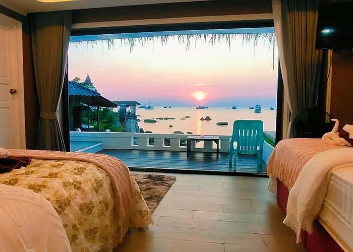 Romantic hotels Clear View