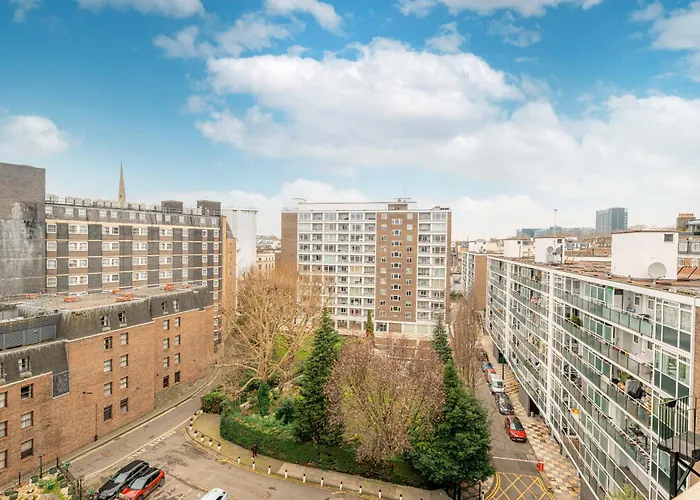 Fountain House Apartments - Hyde Park,