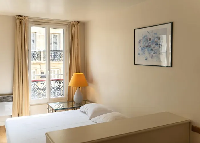 Capfun Le Saint Germain, Paris