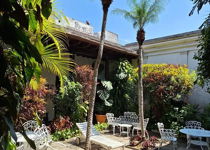 Hotel Spring