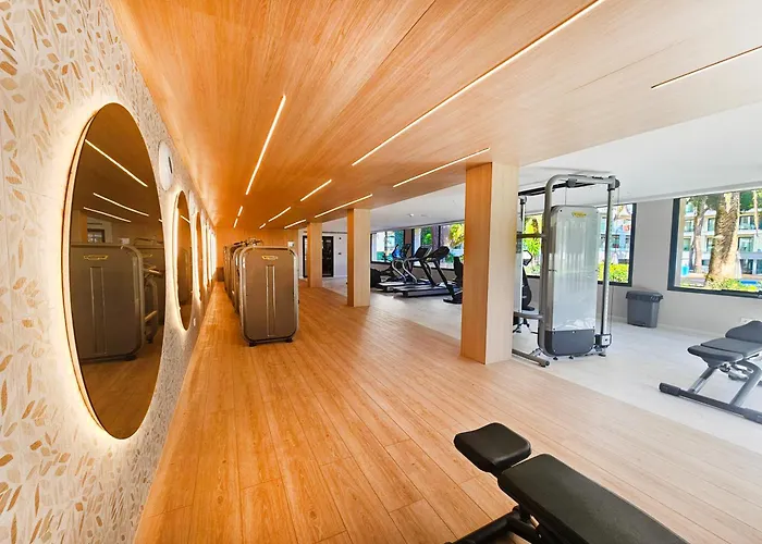 Luxe hotel: Hotel & Spa S'Entrador Playa