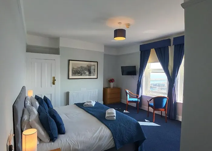 Royal Temple Yacht Club