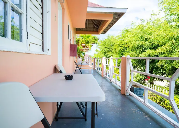 Shields Negril Villas