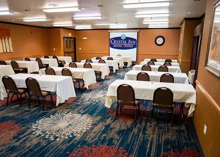 Crystal Inn Hotel & Suites - Midvalley