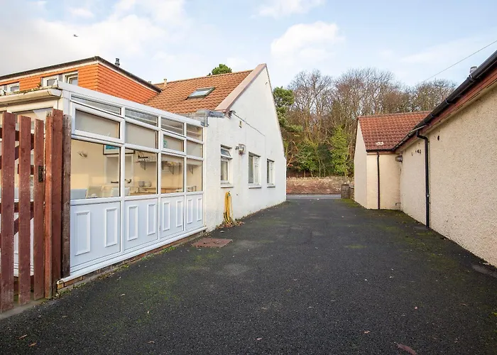 Family Hotel: Arden Guest House, Craigmillar Castle Edinburgh