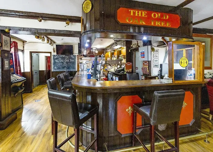 Old Oak Tree Inn