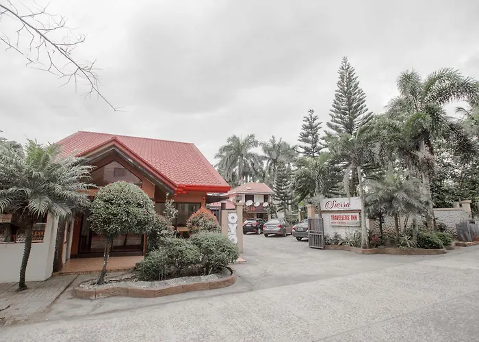 Family Hotel: Oyo 741 Sierra Travellers Inn