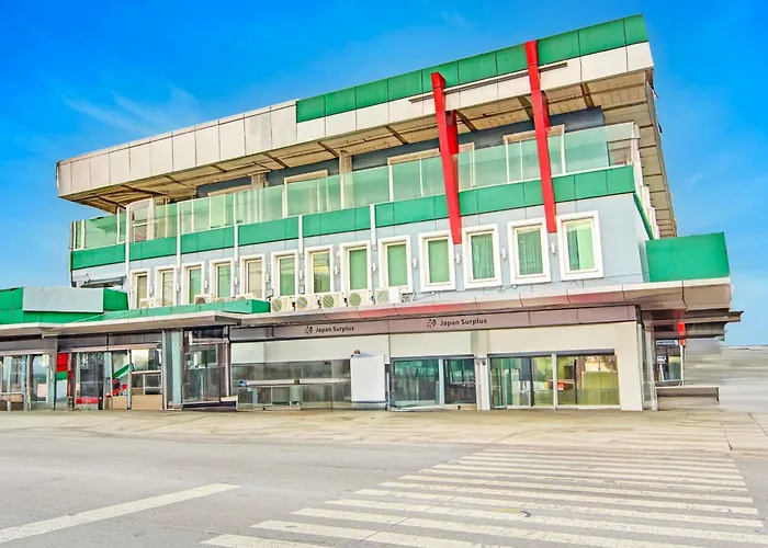 Vip Hostel, Near Pnr Pasay Evangelista, Makati Manila