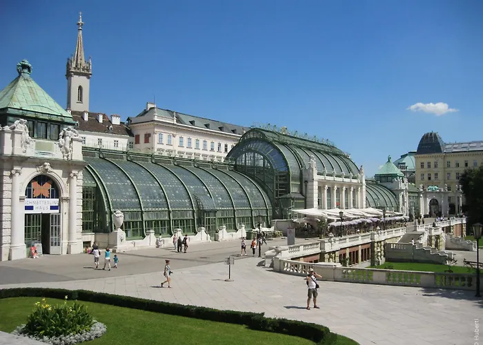 Hotel cerca del colegio: Living Hotel An Der Oper