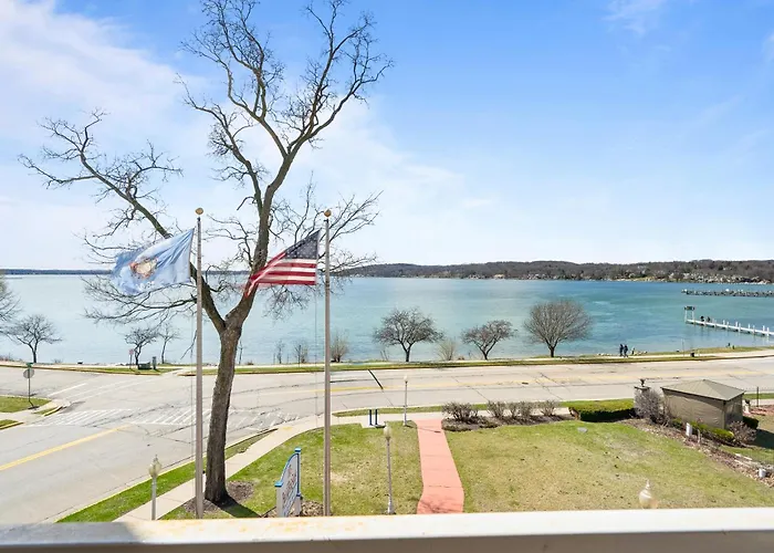 Bella Vista Suites Lake Geneva