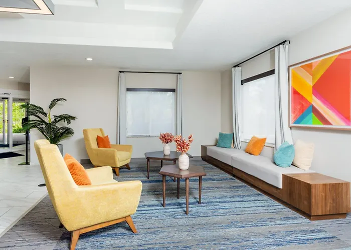 Holiday Inn Express & Suites Ormond Beach - North Daytona By Ihg
