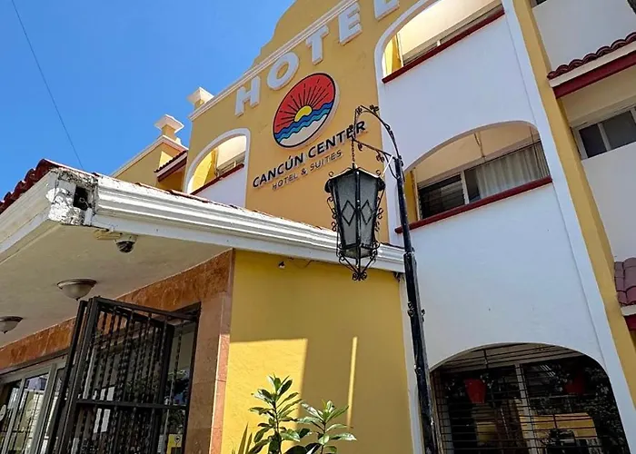 Suites Cancun Center