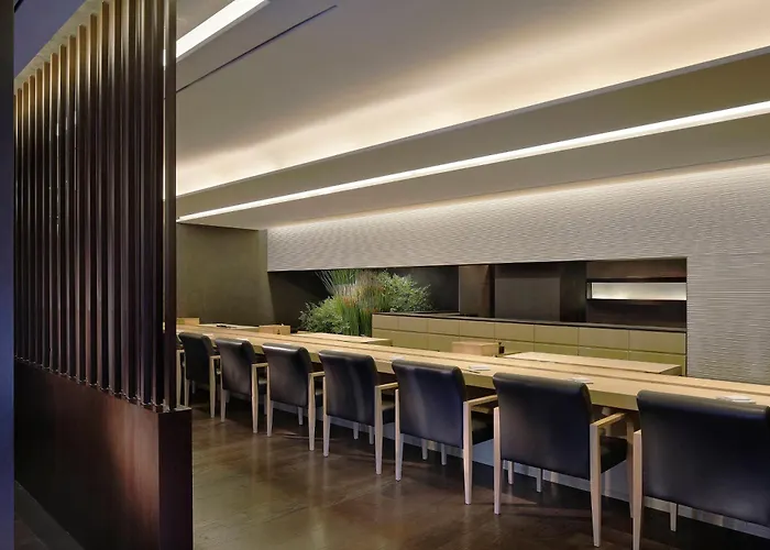 Hotels with pool Westin Josun Seoul