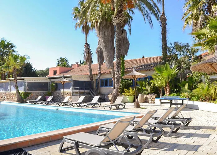 T3 duplex malibu village pass piscine en supplément 2 a 8 personnes