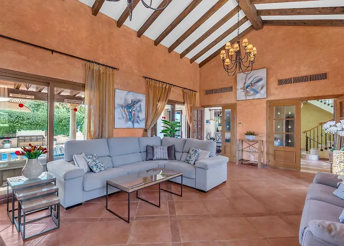 Villa Magnolia By Finest Rentals