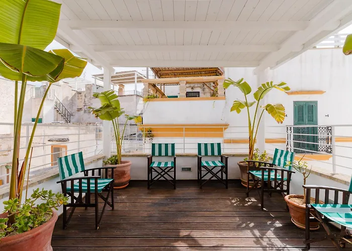Corte Patitari - by Patitari Suites