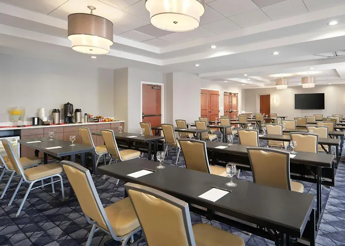 Courtyard By Marriott Saratoga Springs