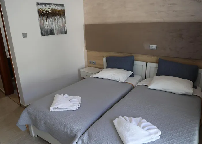 Marie Hotel