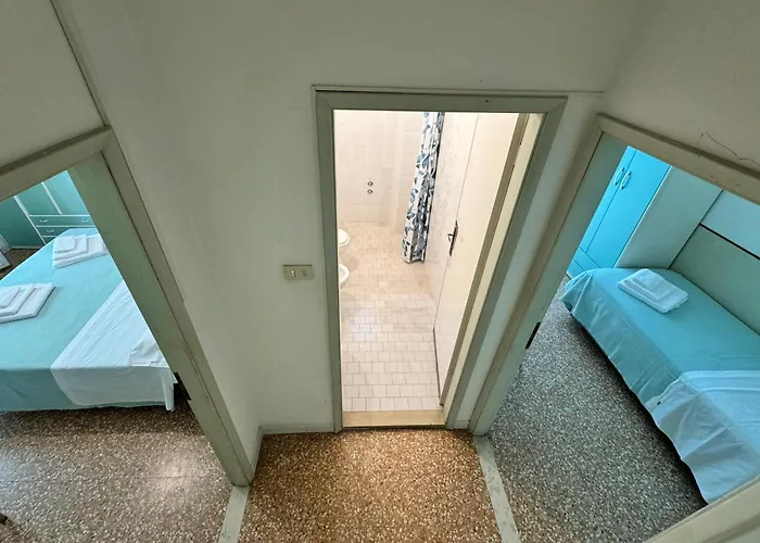  Urania Nuova Gestione