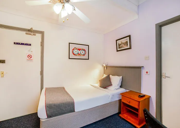 Marina Hotel - Isle Of Wight