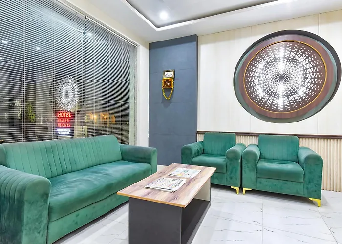 Fabhotel Majestic Heights