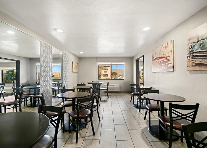 Best Western Desert Villa Inn