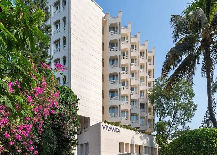 5 star hotels Vivanta Ernakulam, Marine Drive
