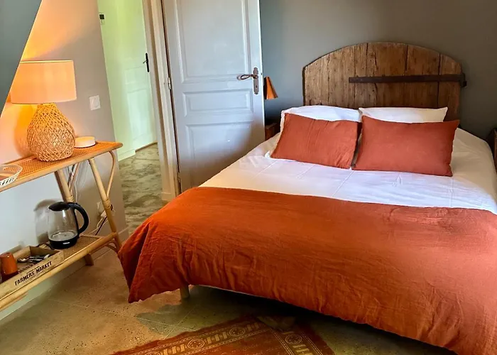 Chambre dans bastide au milieu des vignes