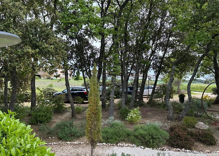Chambre dans bastide au milieu des vignes