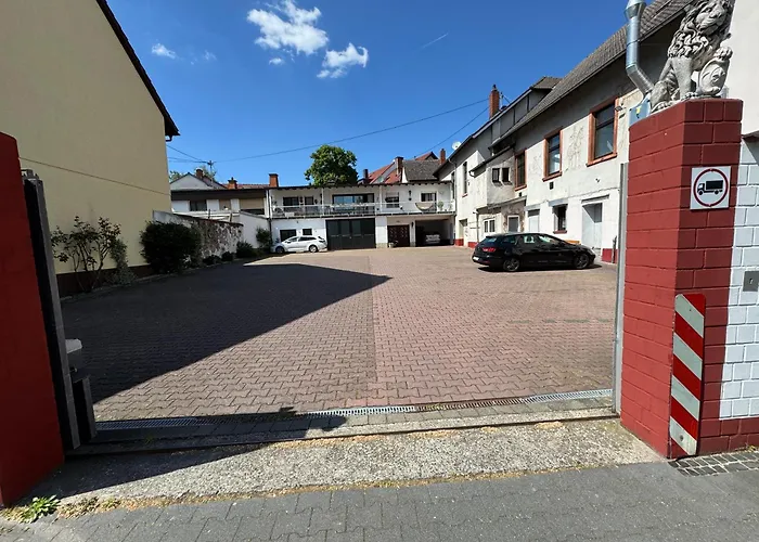 Hotel nahe Flughafen: Gasthaus zum Löwen