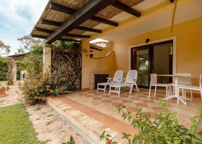 Hotel: Porto Giunco Residence