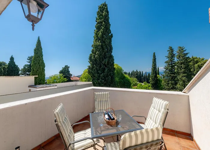 Villa Elly
