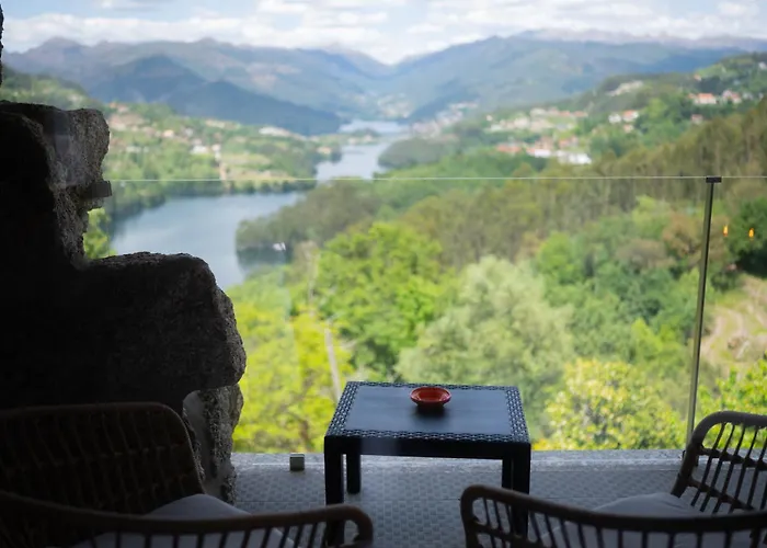 Quinta De Calvelos