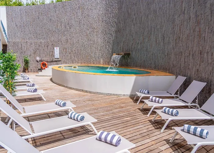 Villa Doris Suites