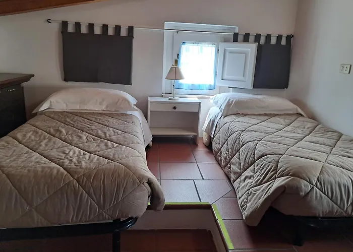 Hotel: Donna Lina