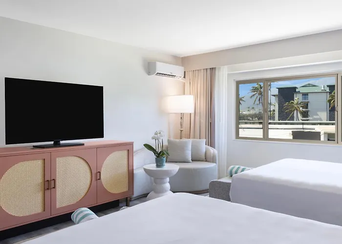 Maui Seaside Hotel