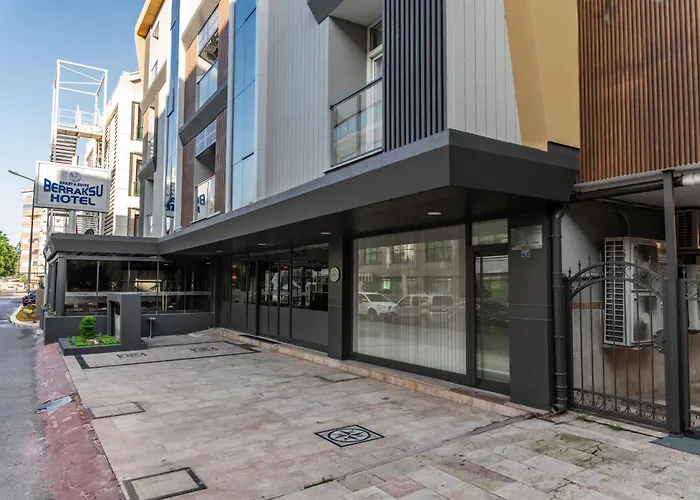Berrak Su Hotel