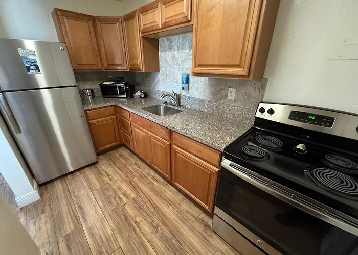 Knight'S Key Suites