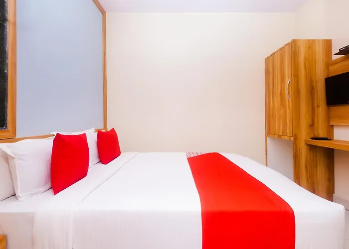 Hotel Sun City Near Saifee Hospital And Hn Reliance Hospital