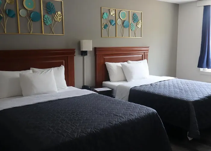 Town Centre Inn - Parry Sound