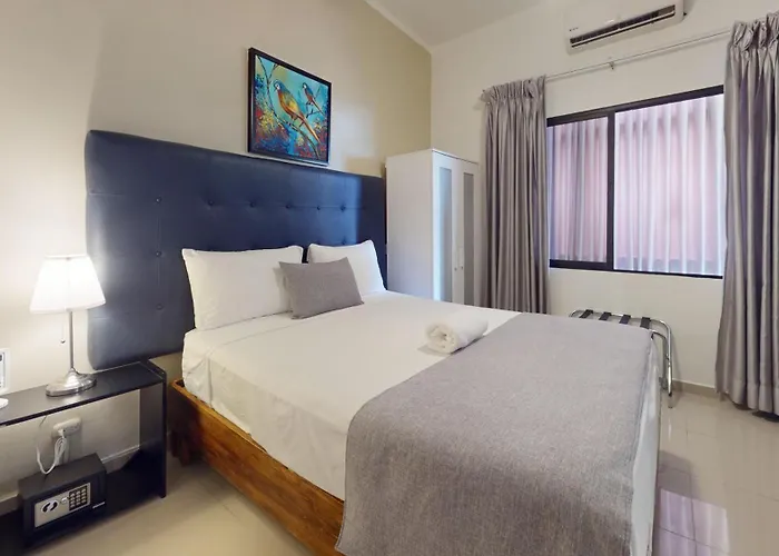 Hotel Tau Art Residence