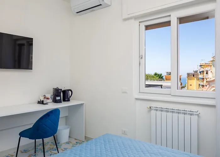 De Vivo Realty - Pusiso Sorrento