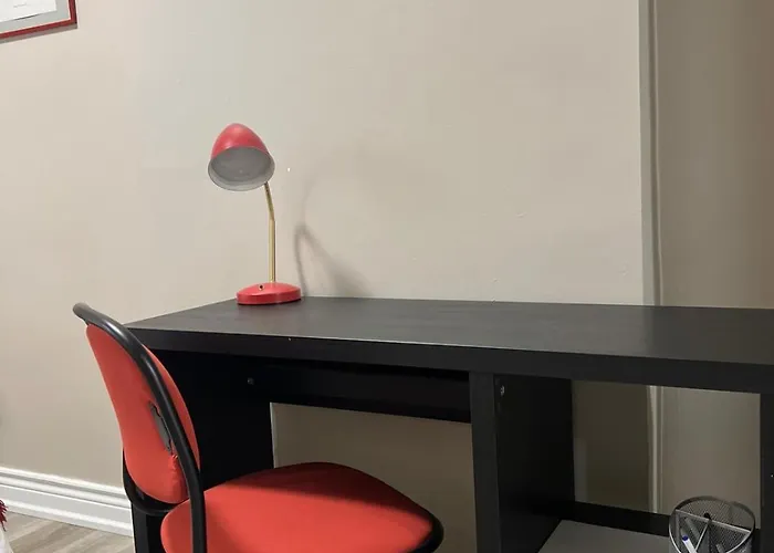 Downtown Private Room Central Location