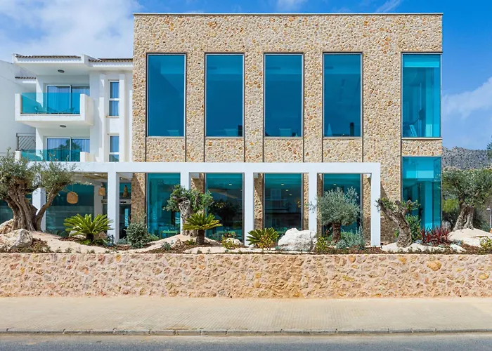 Hotels with a view Marsenses Puerto Pollensa & Spa Adults Only